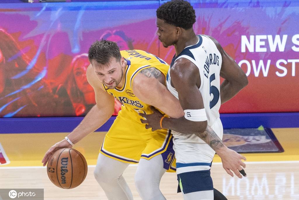 爱游戏登录入口-包含NBA常规赛今夜再迎强敌，法兰克福篮板制胜，主帅态度——话题不断，赛程密集仍需轮换的词条